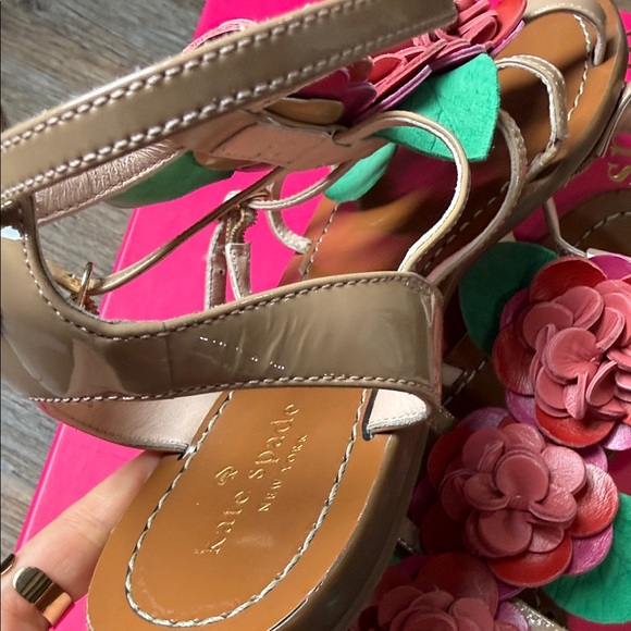 Kate Spade Columbus Floral Embellished Gladiator Sandals - Size 8.5 - Picture 9 of 9